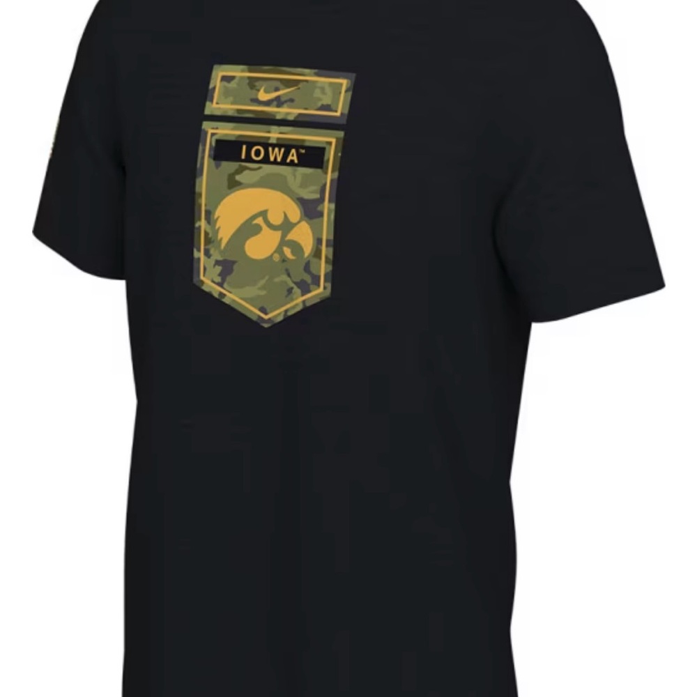 Nike Men's Iowa Hawkeyes Veterans Day Camo T-Shirt
